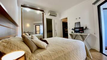 Deluxe Apartment, Balcony, Beach View | WiFi (free)