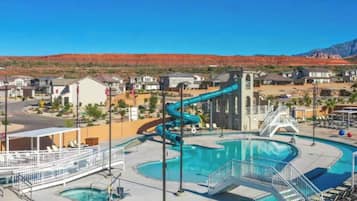 屋外プール、温水プール
