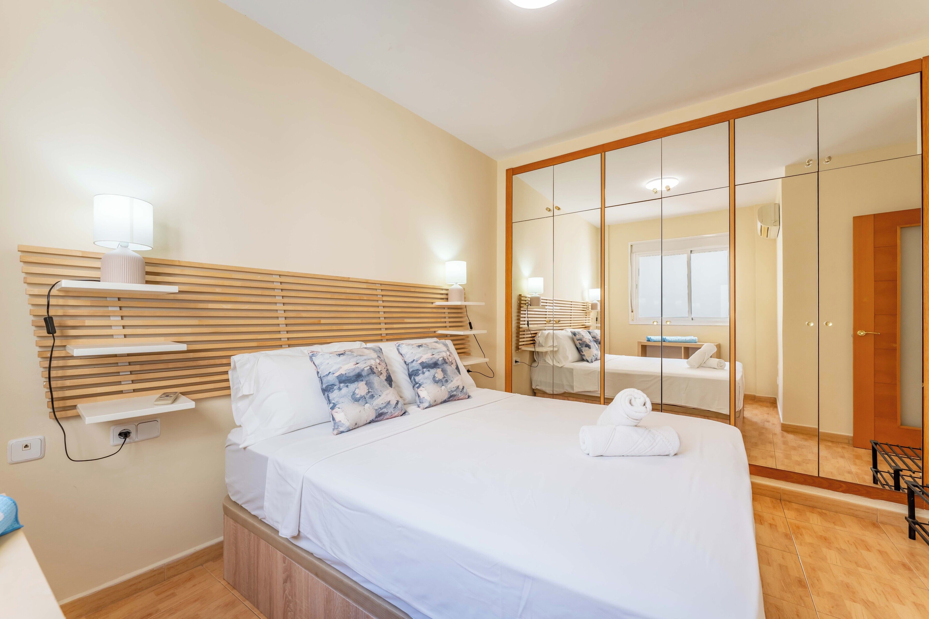 1 bedroom, iron/ironing board, WiFi (free), bed sheets
