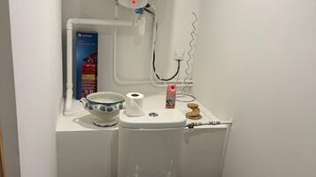 Dusche, Handtücher, Toilettenpapier