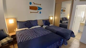 Deluxe Apartment, Balcony, Beach View | Free WiFi