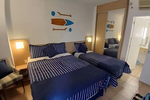 Free WiFi - SHB Pé na Areia Piscina Vista Incrível (Santos)