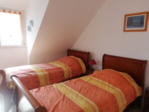 Planxa i posts de planxar i wifi
