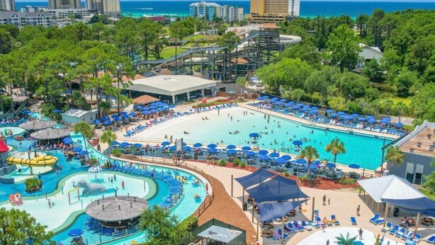 A resort with multiple swimming pools, a water park, and a beach area. - Sea La Vie / Sleeps 8 / Game Room / Just 5 min away from the beach (Panama City Beach)