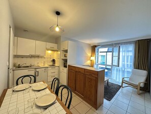 Private kitchen - Studio cabin near center - 4 guests (La Rochelle)
