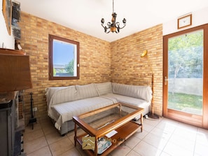 TV - Large house, pets allowed - 10 guests (Vielle-Aure)