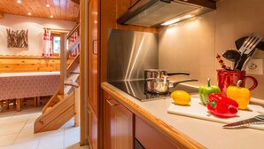 Fridge, microwave, dishwasher - Duplex apartment in Val Village center - 8 guests (Val-d'Isère)