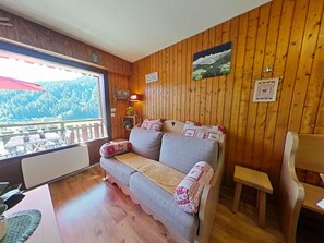 Living area - Pleasant studio, mountain view - 4 guests (Le Grand-Bornand)