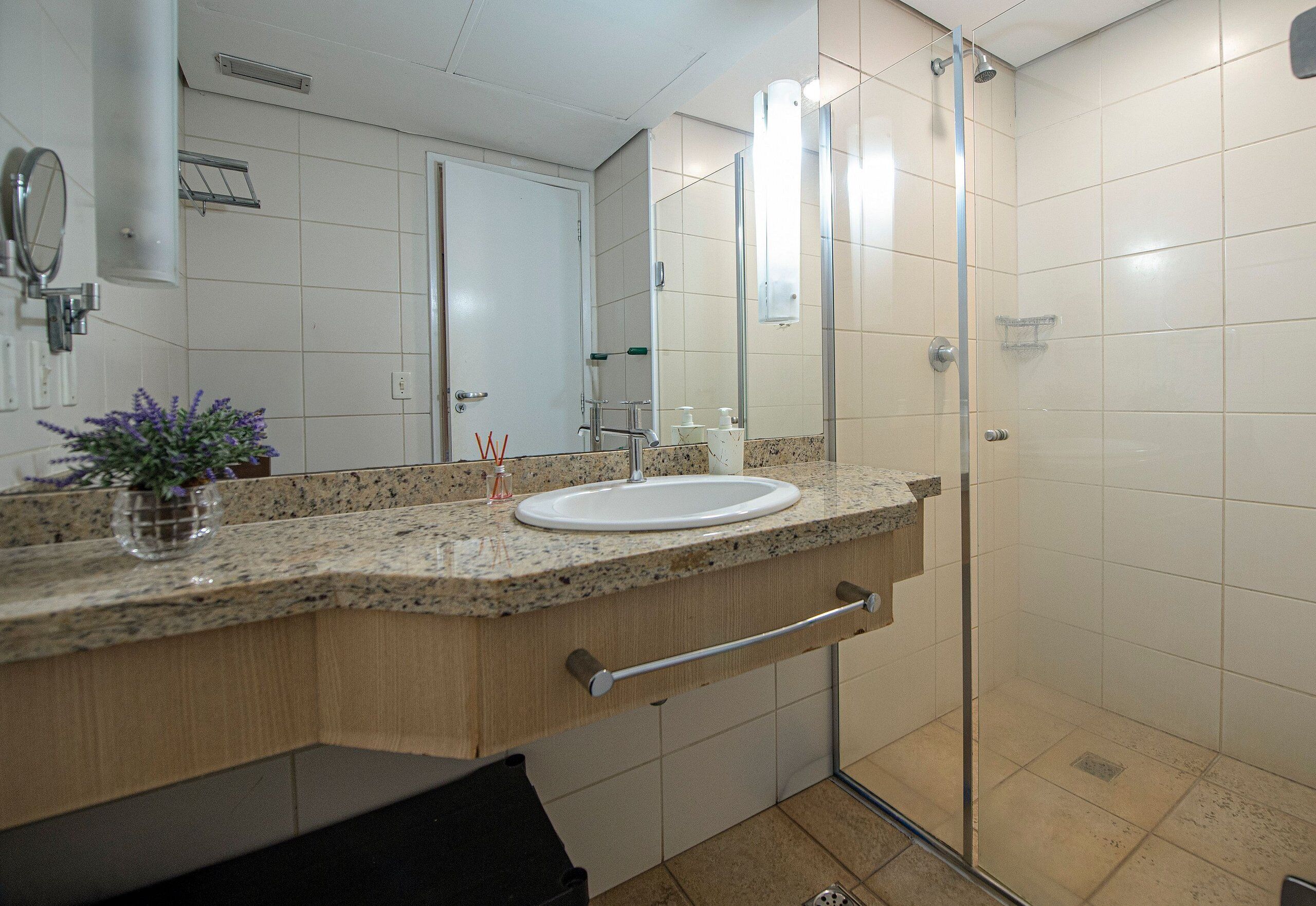 Apartment | Bathroom