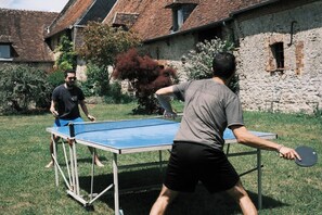 Unclassified image, 3 of 20, button - Hyaumet's Large Vacation Rental—A Spacious Family Home in the Normandy Countryside—Accommodates 15 People (Gancourt-Saint-Étienne)