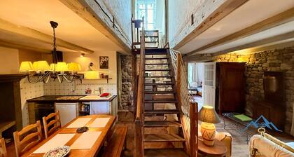 The Pond Mill (sleeps 6)