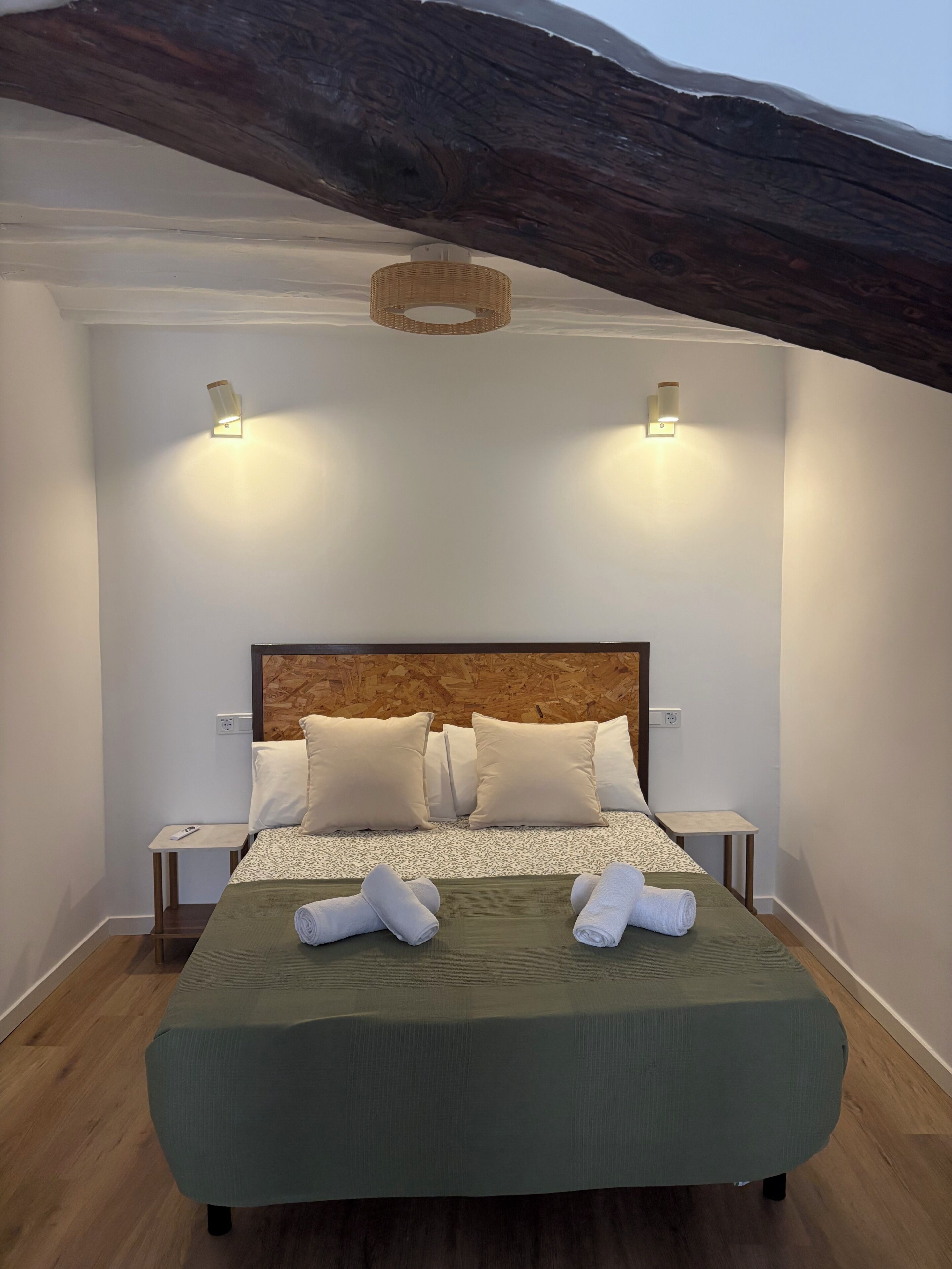 1 bedroom, WiFi (free), bed sheets