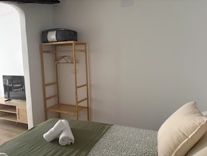 1 chambre, Wi-Fi gratuit, draps fournis