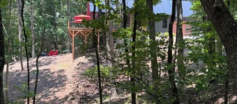 Perfect location for Wineries, Dahlonega, Helen and Waterfalls