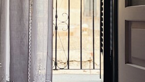 Unclassified image, 4 of 14, button - An artist's home near the sea. Design, Art, and Relaxation in the Heart of Puglia. (Mola di Bari)