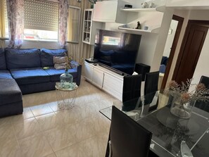 Apartment, 2 Bedrooms | Living room - Cozy Apartment in Madrid (Madrid)