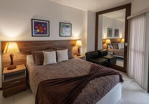 Apartemen Deluks, balkon, pemandangan pantai | Wi-Fi gratis