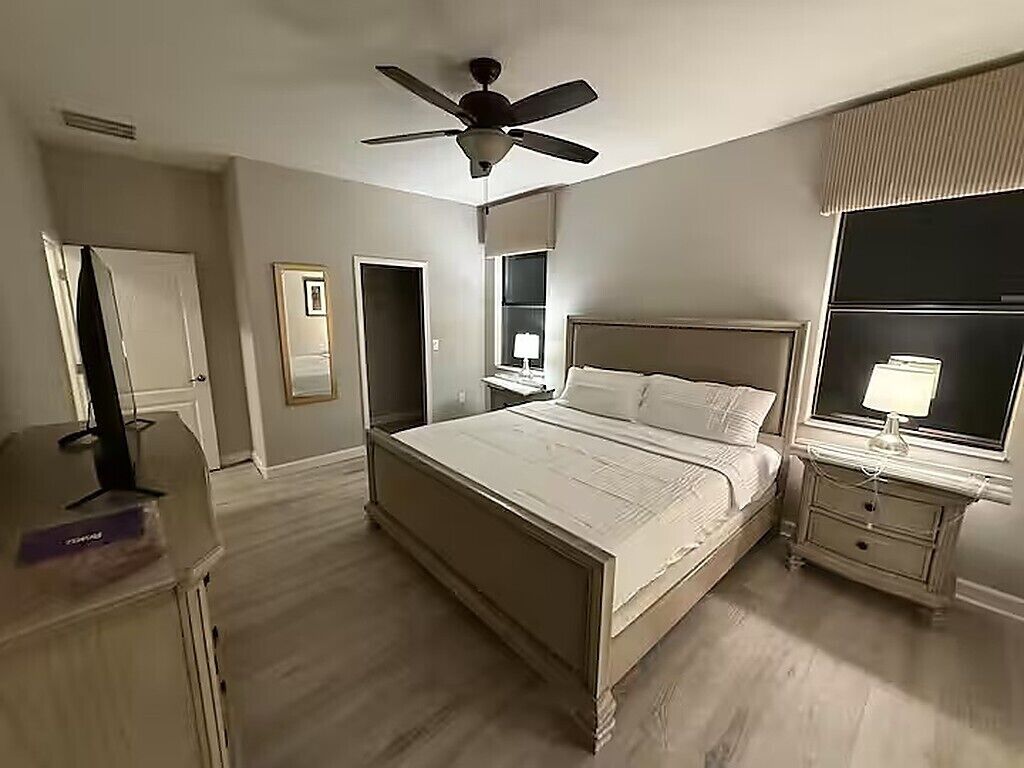 9 chambres, fer et planche à repasser, Wi-Fi, draps fournis