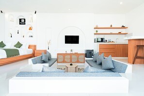 Villa, 1 Schlafzimmer, eigener Pool | Zimmersafe, Schreibtisch, laptopgeeigneter Arbeitsplatz