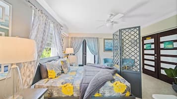 Shared Dormitory, 1 Bedroom, Terrace, Pool View