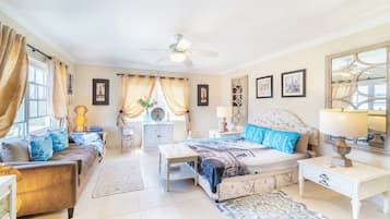 Shared Dormitory, 1 Bedroom, Terrace, Pool View