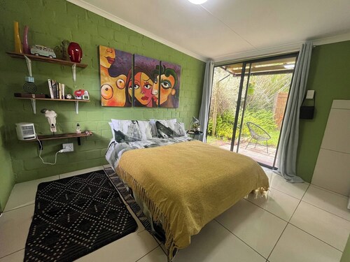 Cozy Private Cottage With Garden Views Fern Grove