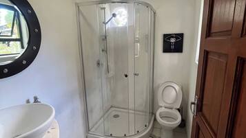House, 1 Bedroom, Smoking, Patio | Bathroom