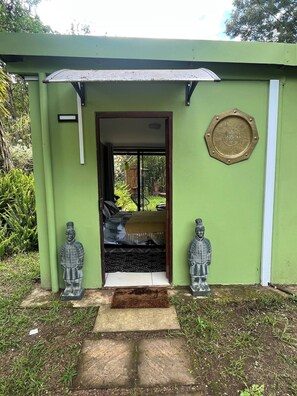 House, 1 Bedroom, Smoking, Patio | Exterior detail
