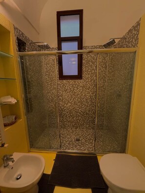 Bathroom - Alba Dorata – RC Apartments (Lecce)