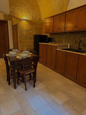 Dining - Alba Dorata – RC Apartments (Lecce)