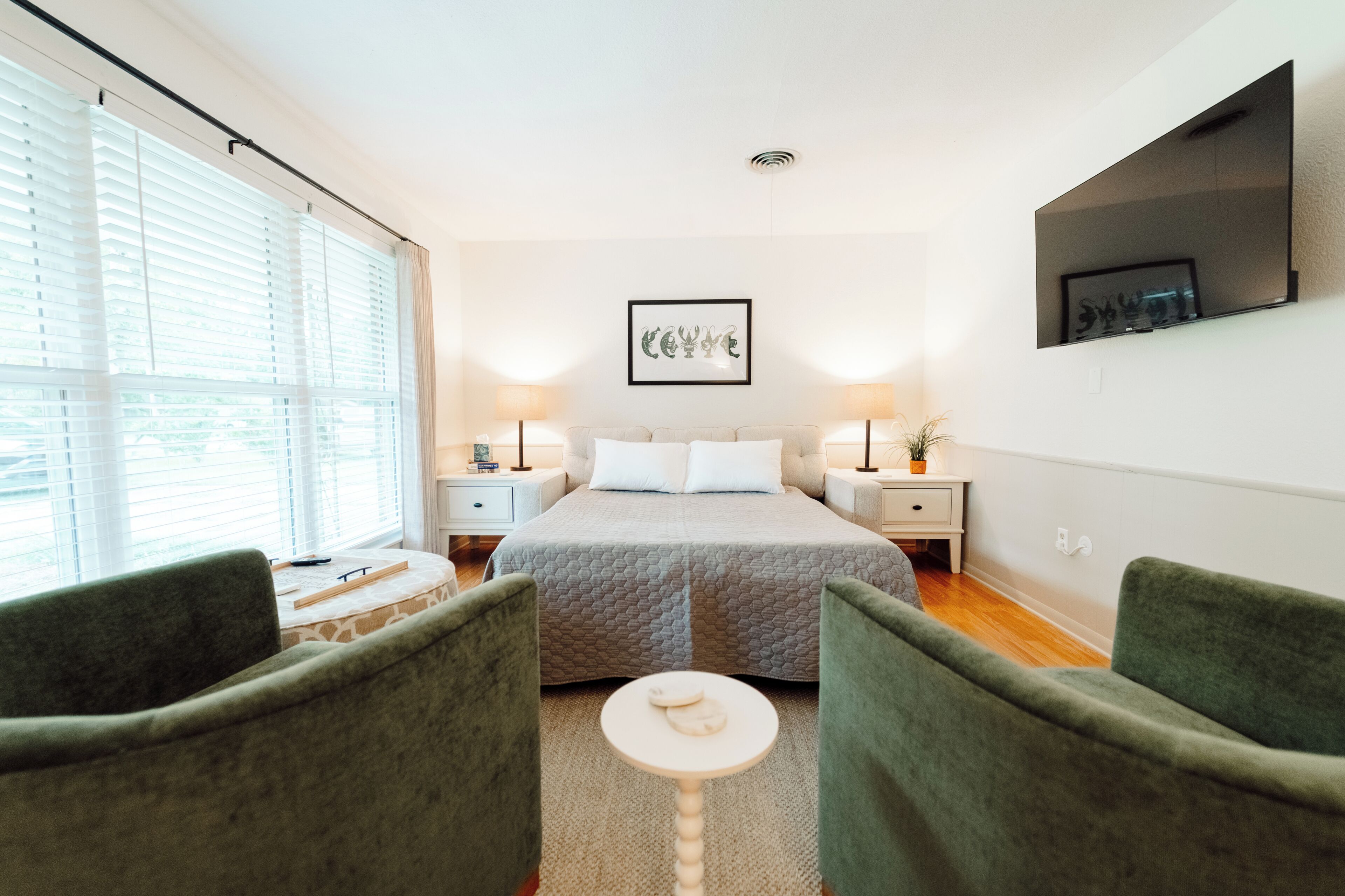 3 chambres, fer et planche à repasser, Wi-Fi gratuit, draps fournis