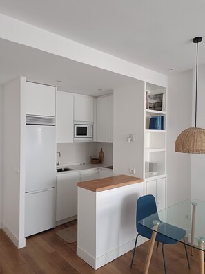 Dining - Cozy and bright apartment in Chamberí (Madrid)