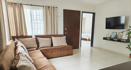 3-bedroom DePa, 3 minutes from the airport, for 8 people