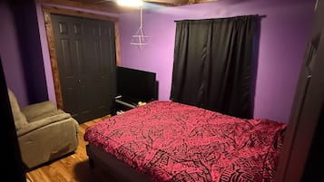 3 bedrooms, WiFi (free), bed sheets