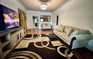 Living area - Un Riconcito en el Cielo, A Little Corner of Heaven (Alamosa)