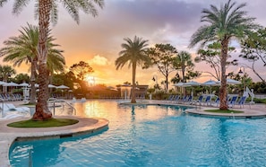 Pool - Hilton Ocean Oak resort located on Hilton Head, SC (Hilton Head Island)