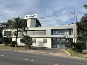 Fachada del alojamiento