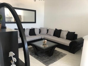 Living area - Quiet house with a terrace (Houmt Souk)
