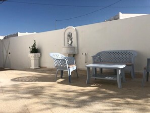 Terrace/patio - Quiet house with a terrace (Houmt Souk)