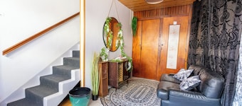 Central, simple, and fully equipped studio apartment—affordable—for a health retreat or vacation