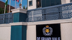 Exterior detail - De Grand Vale Hotel and Suites (Abuja)
