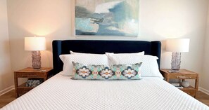 3 habitaciones, decoración personalizada y muebles diferentes 