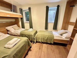 Room - Vrbo Property (Graz)