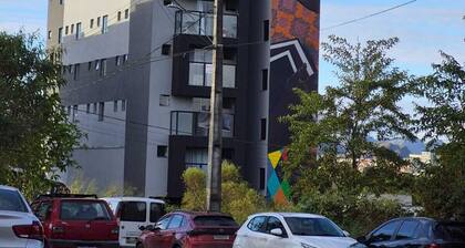 1 studio-style apartment in São João del Rei, Minas Gerais, with spacious rooms.