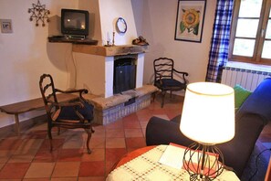 Living area - Villa Opera - Apartment in Lucca (Toscana)
