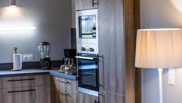 Micro-ondas, cooktop, lava-louças
