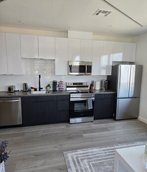 Private kitchen - The Neon Circuit Loft (Phoenix)