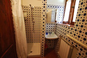 Bathroom - Villa Opera Apartment in Arezzo (Toscana)