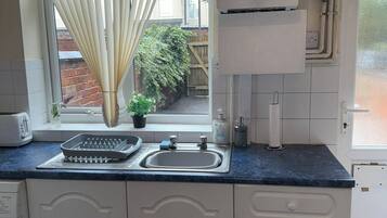 House, 2 Bedrooms, Fireplace | Interior