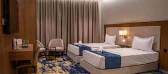 H SAM HOTEL
